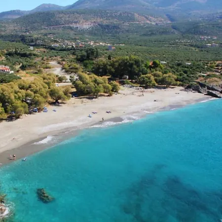 Stone House - Private Garden Retreat Landhaus