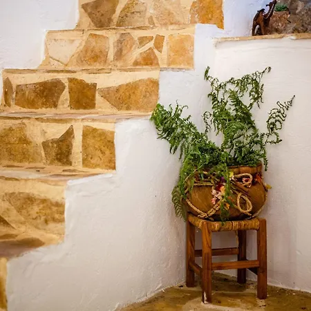 Stone House - Private Garden Retreat Landhaus *